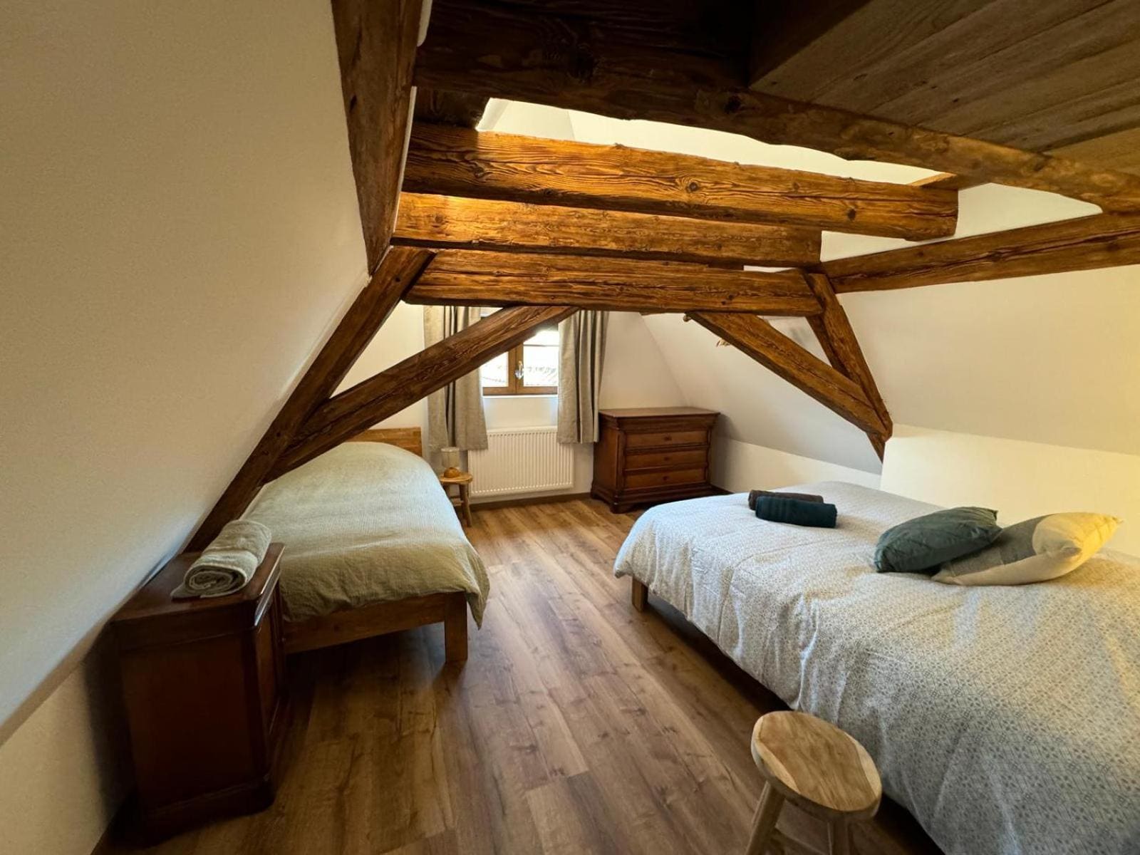 Schlafzimmer unter dem Dach